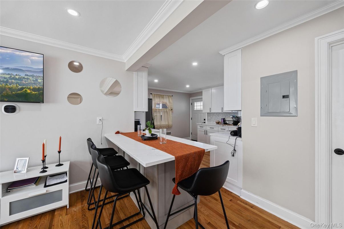 Interior, Kitchen, Recessed Lighting, Wood Texture Flooring