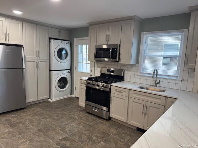 Interior, Kitchen, Recessed Lighting, Washer