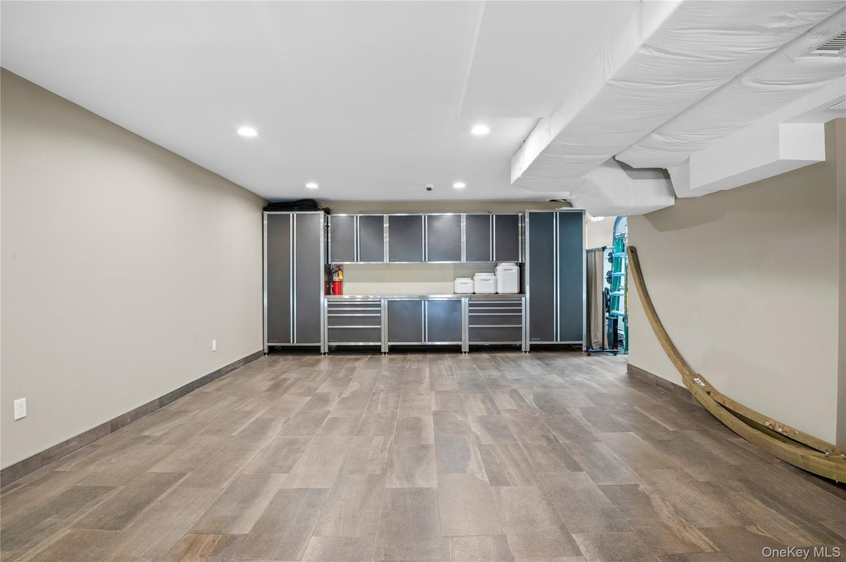 Interior, Recessed Lighting, Stainless Steel Appliances, Wood Texture Flooring