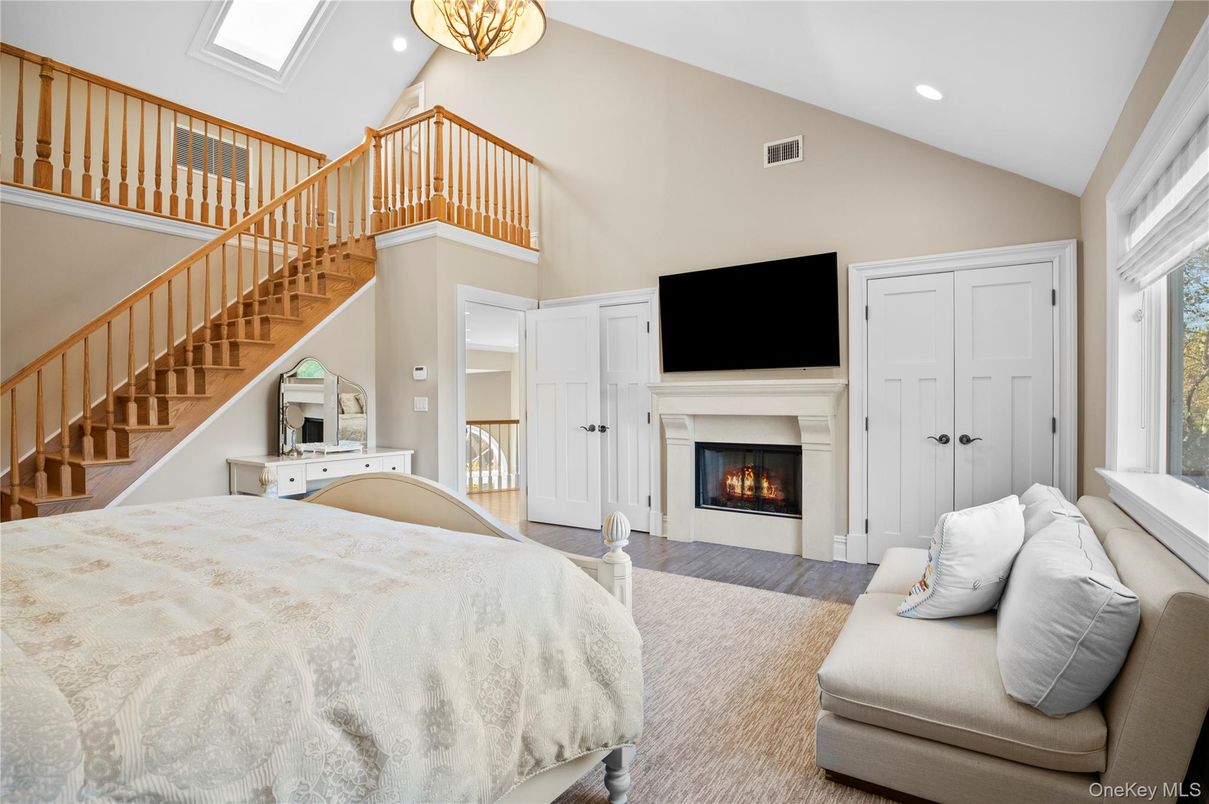 Bedroom, Fireplace, Interior, Recessed Lighting