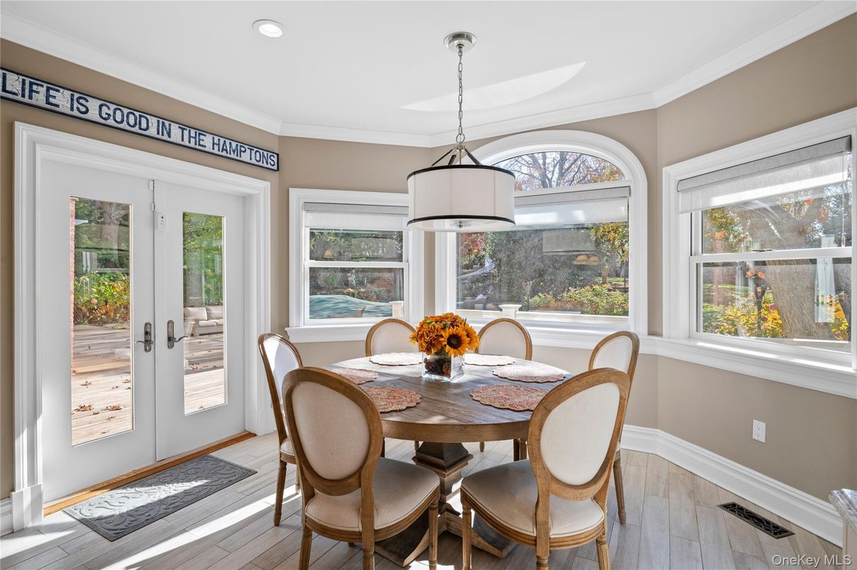 Dining room, Interior, Pendant Lights, Recessed Lighting, Wood Texture Flooring