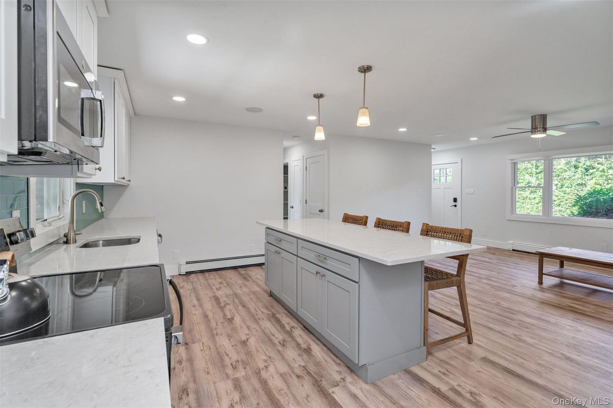 Interior, Kitchen, Pendant Lights, Recessed Lighting, Wood Texture Flooring