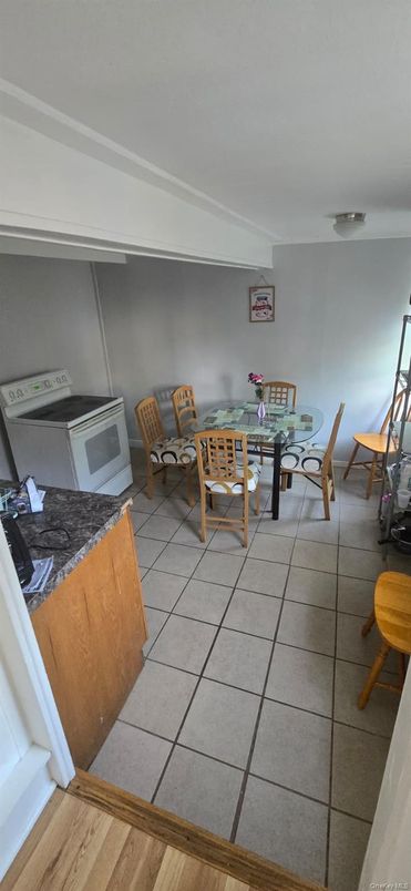 Dining room, Interior