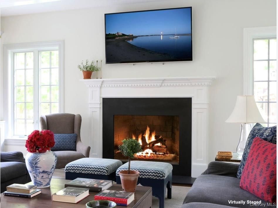 Fireplace, Interior, Living room