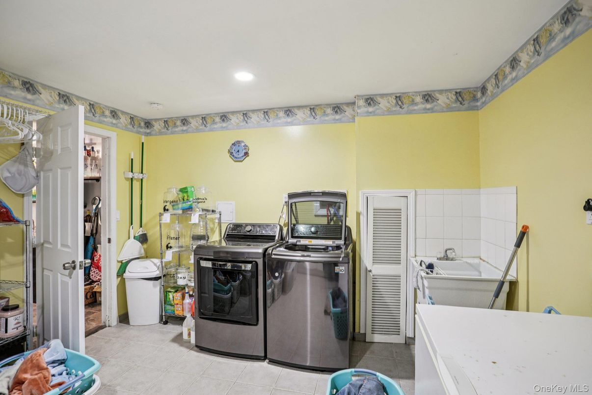 Interior, Recessed Lighting, Washer