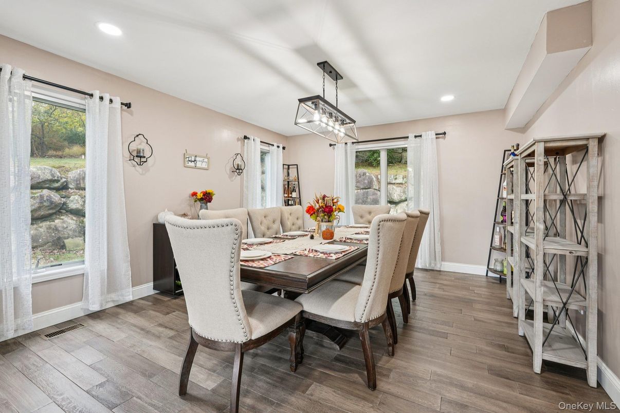 Dining room, Interior, Pendant Lights, Recessed Lighting, Wood Texture Flooring