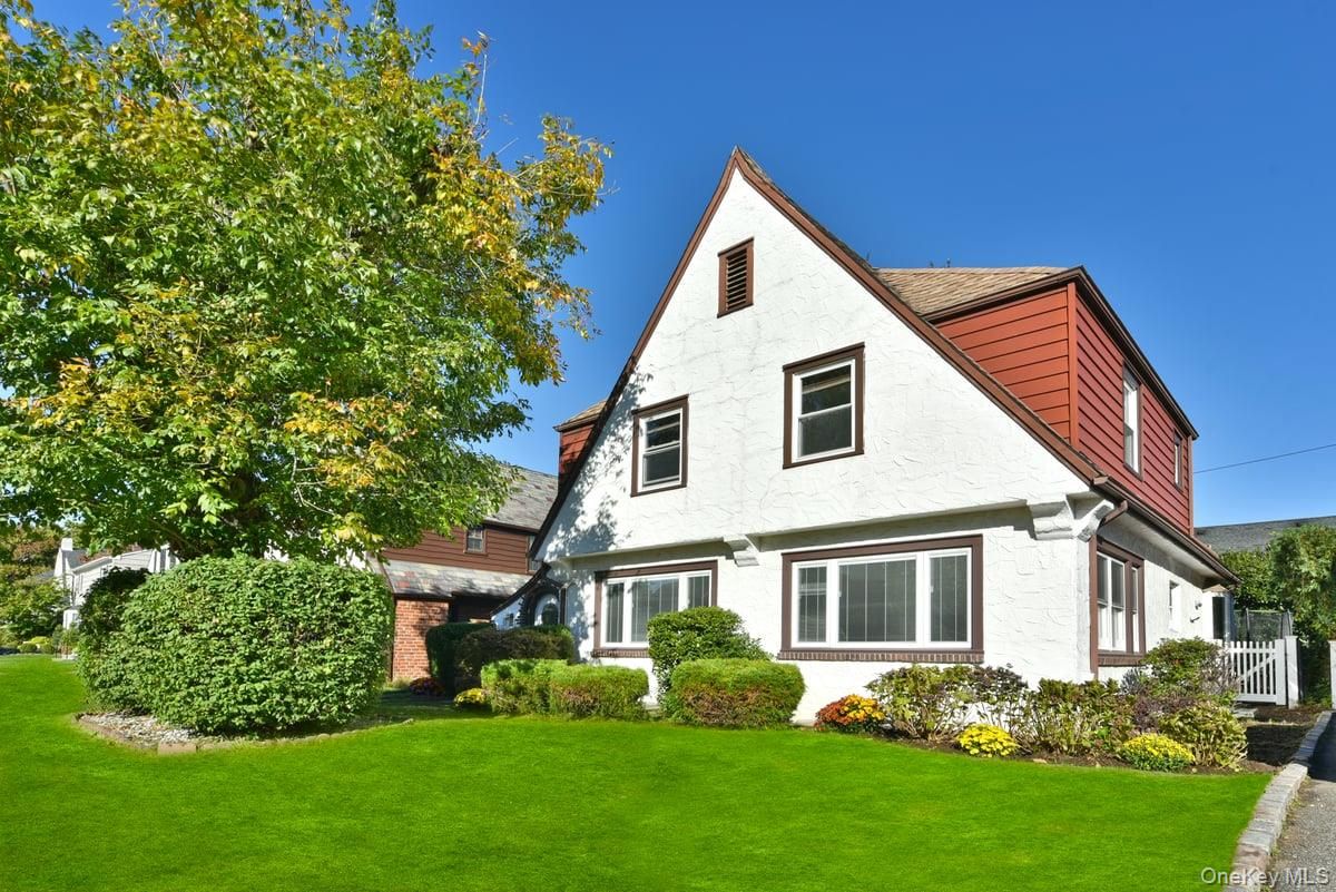 Exterior, Facade, Tudor Revival