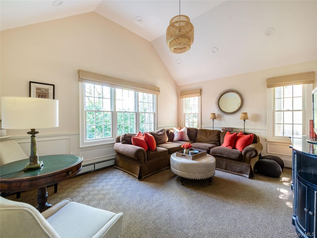 Interior, Living room, Pendant Lights