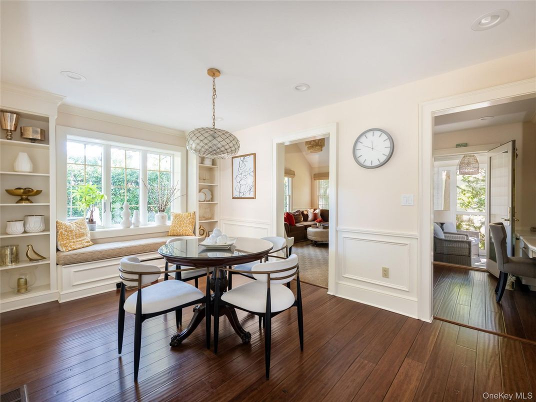 Dining room, Interior, Pendant Lights, Recessed Lighting, Wood Texture Flooring