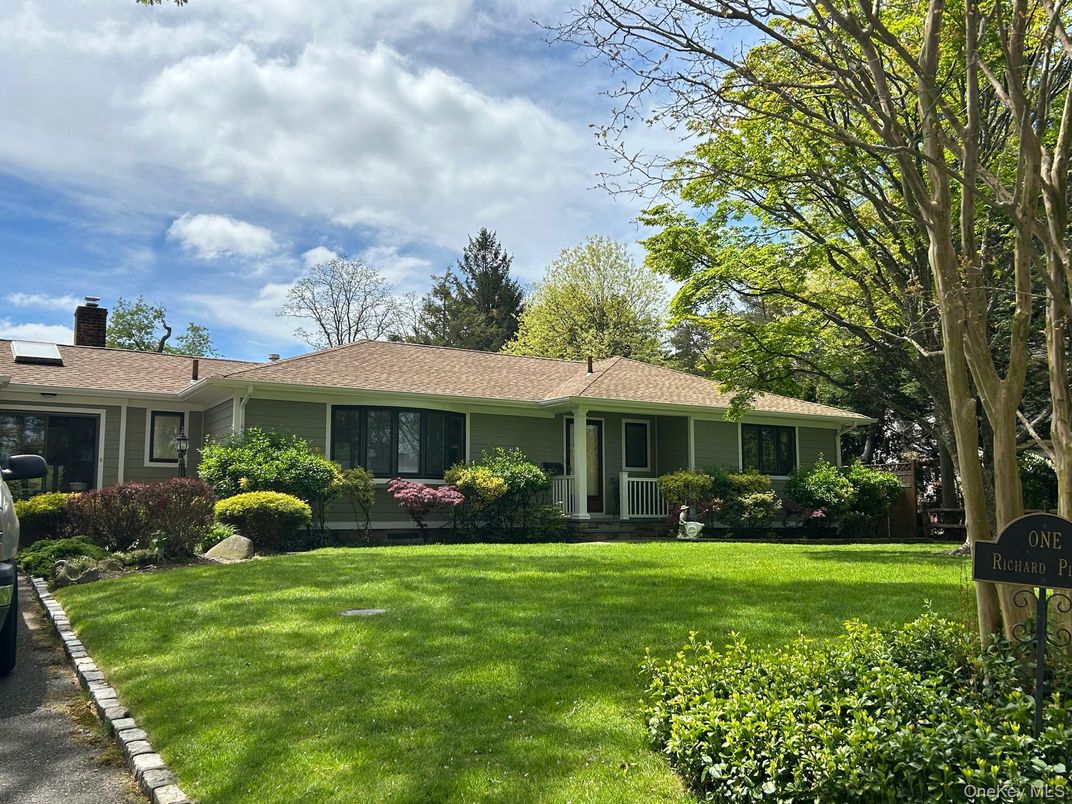 Backyard, Exterior, Facade, Ranch
