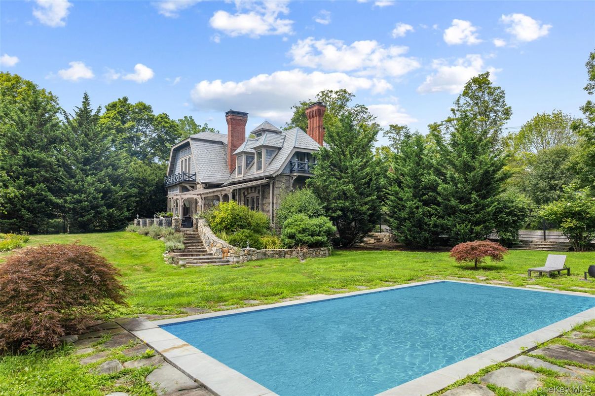 Backyard, Exterior, Pool