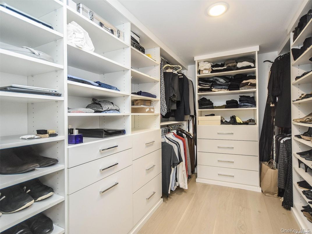 Interior, Recessed Lighting, Walk-in Closets, Wood Texture Flooring