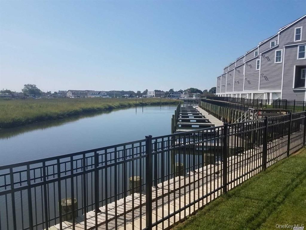 Exterior, Water