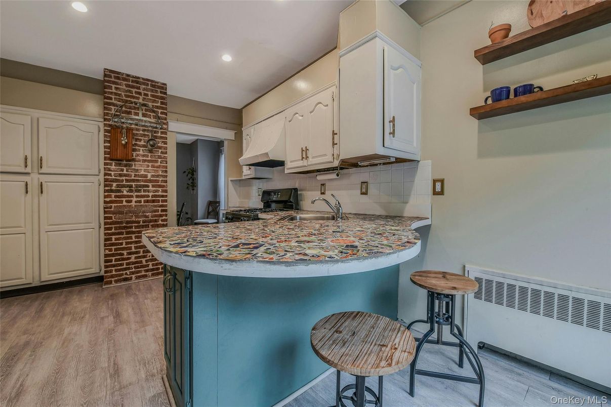 Interior, Kitchen, Recessed Lighting, Stone Walls, Wood Texture Flooring