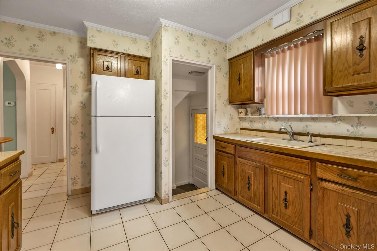 Interior, Kitchen, Tile Countertops