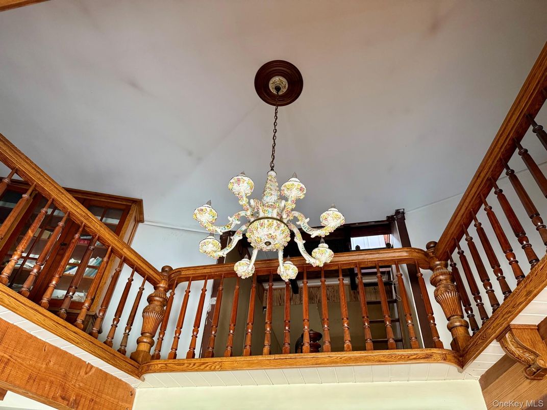 Chandelier, Interior
