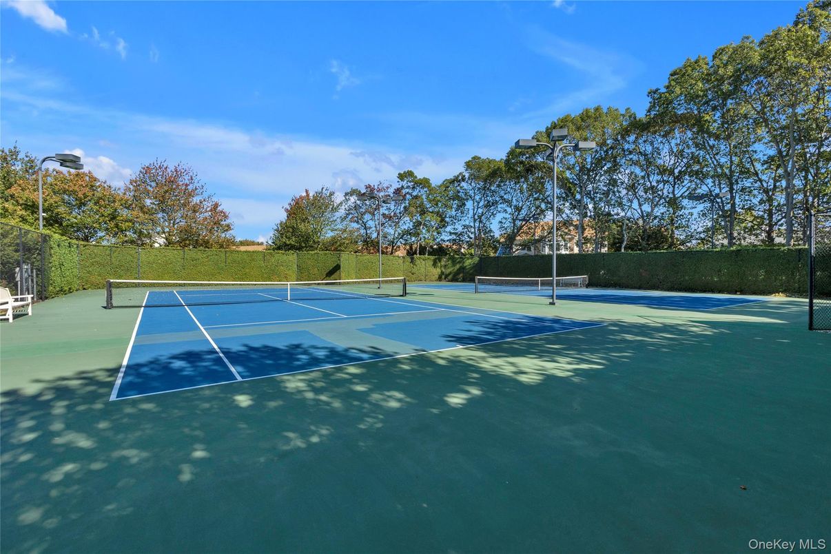 Exterior, Tennis Courts