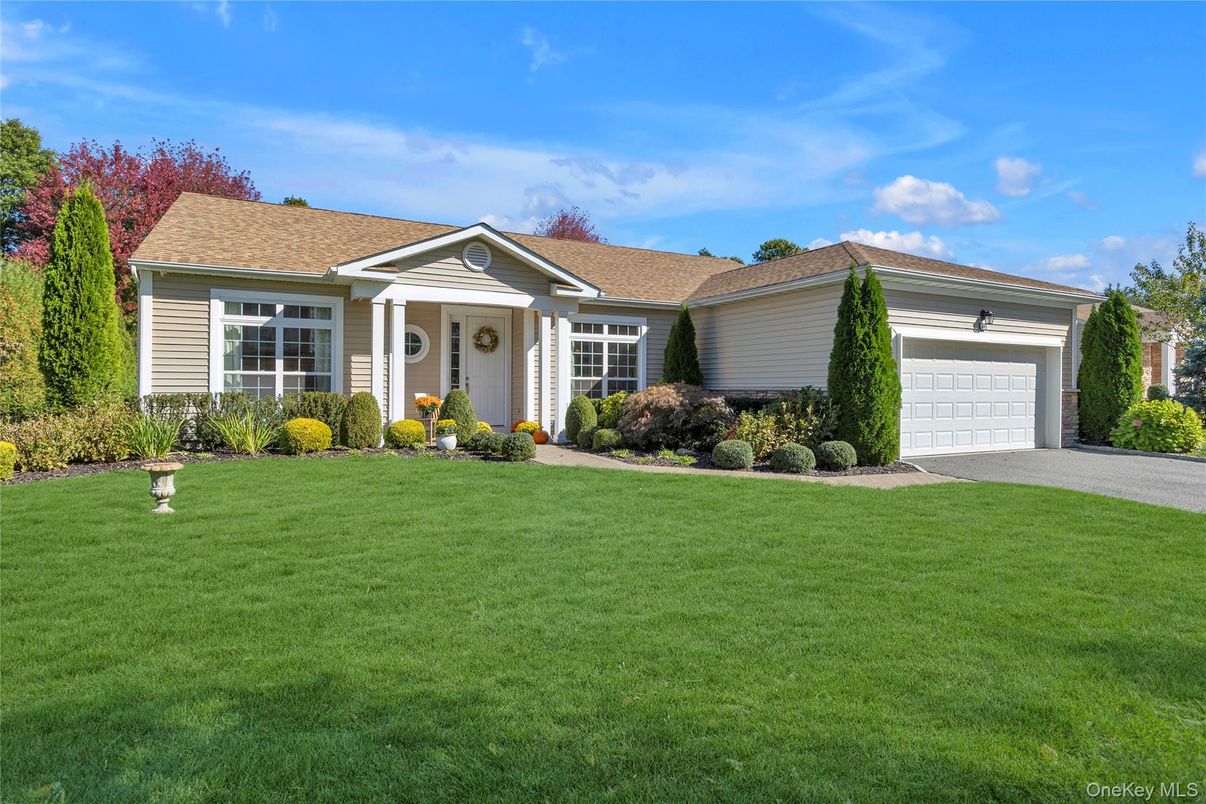 Attached, Backyard, Exterior, Facade, Ranch