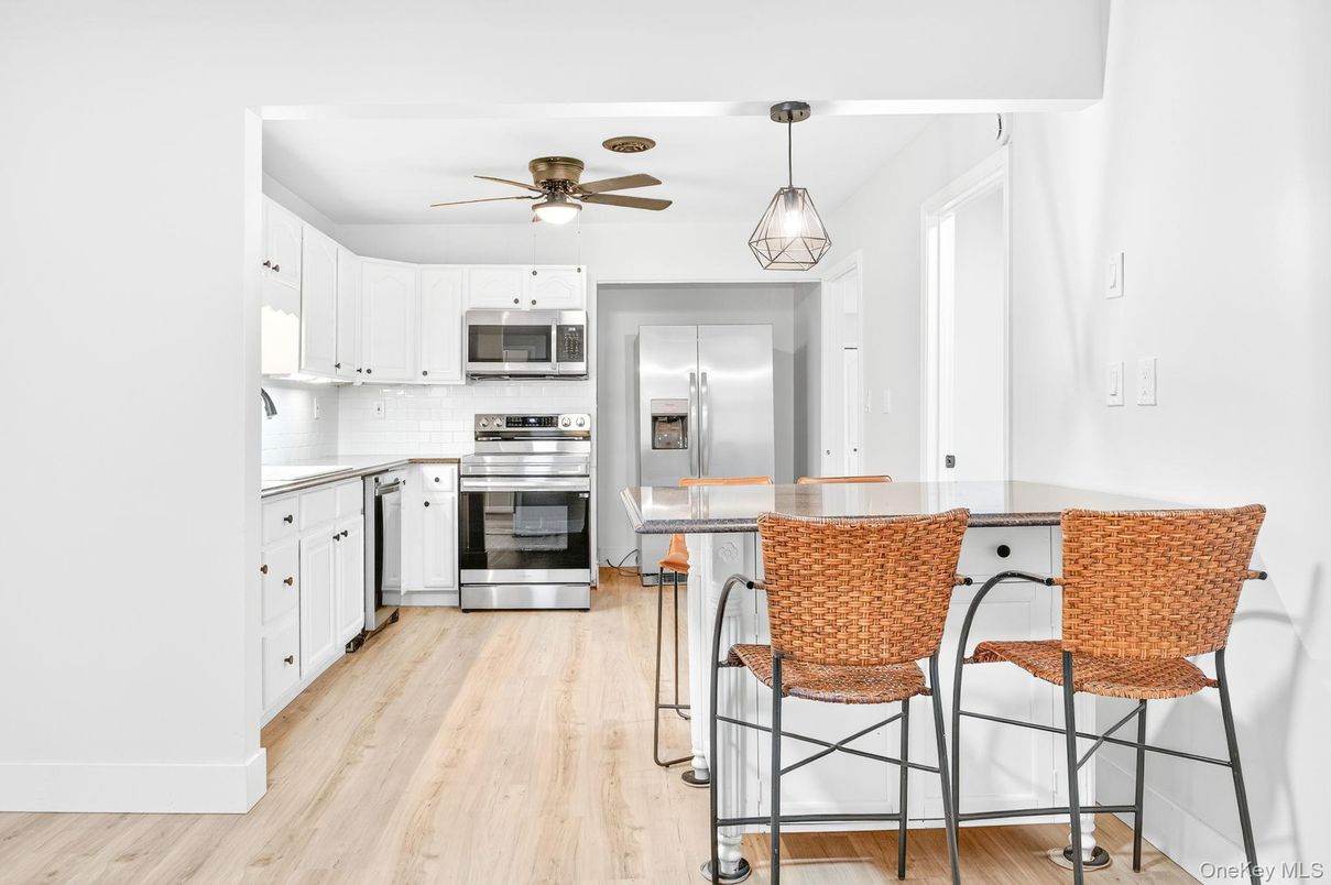 Interior, Kitchen, Pendant Lights, Stainless Steel Appliances, Wood Texture Flooring