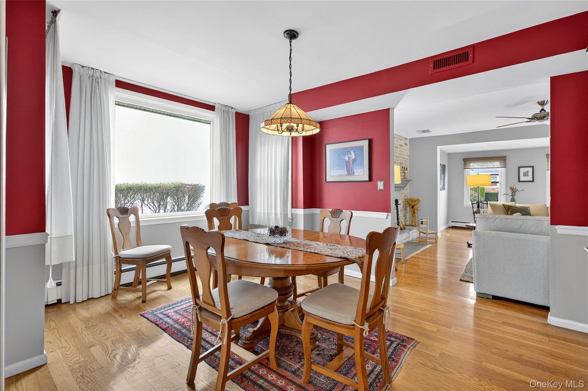 Dining room, Interior, Living room, Pendant Lights, Wood Texture Flooring
