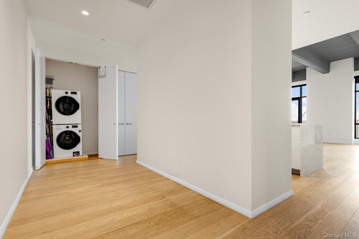 Interior, Recessed Lighting, Utility Closets, Washer, Wood Texture Flooring