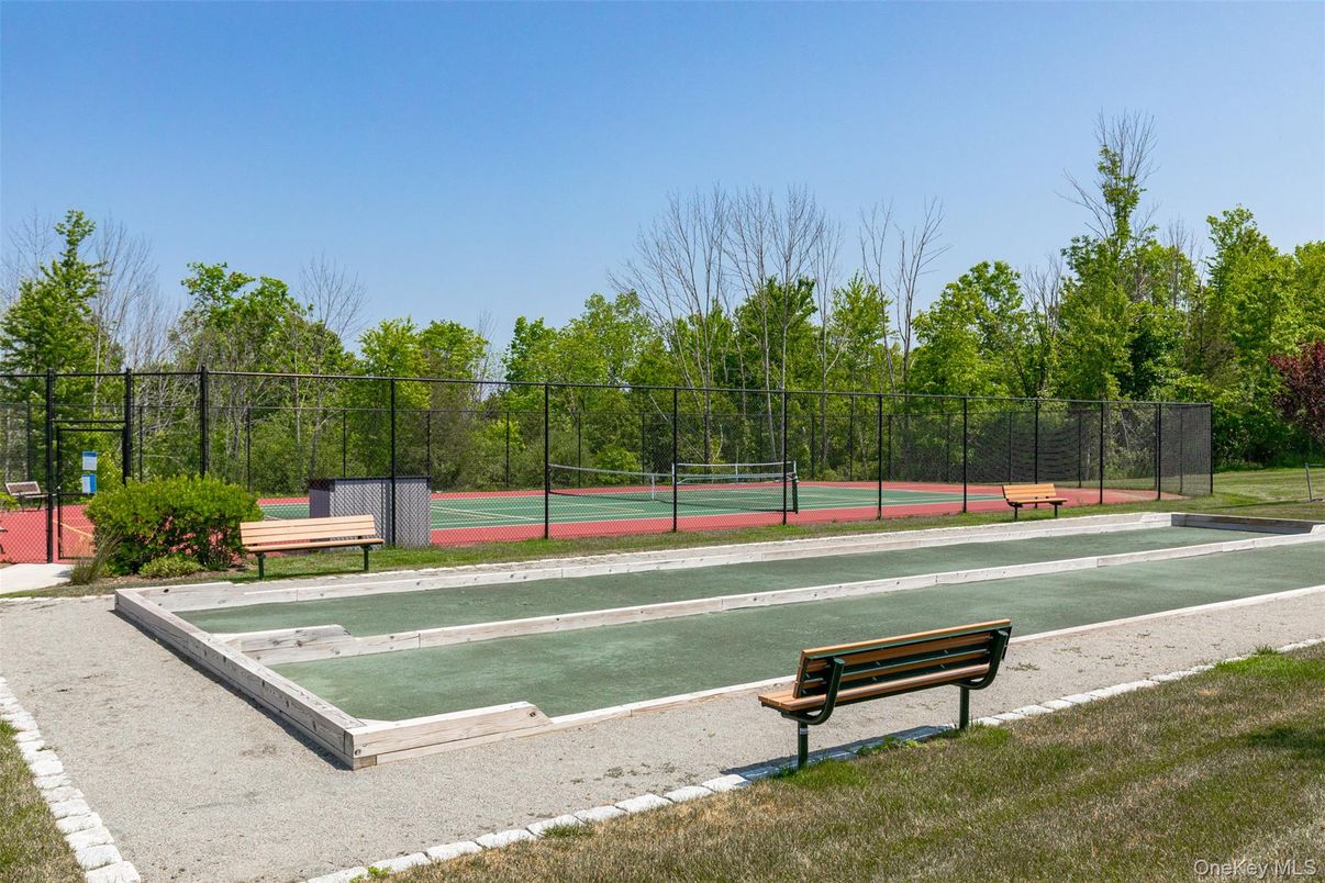 Exterior, Tennis Courts