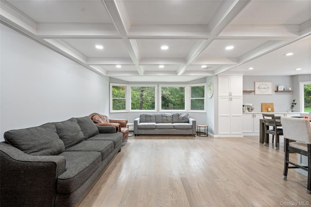 Dining room, Interior, Living room, Recessed Lighting, Wood Texture Flooring