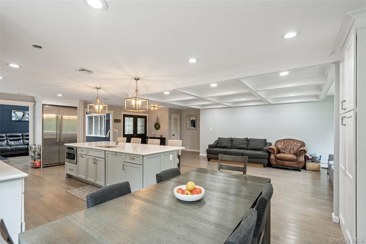 Interior, Kitchen, Living room, Pendant Lights, Recessed Lighting, Stainless Steel Appliances, Wood Texture Flooring