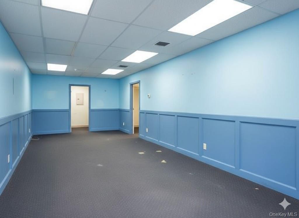Empty room, Interior, Recessed Lighting