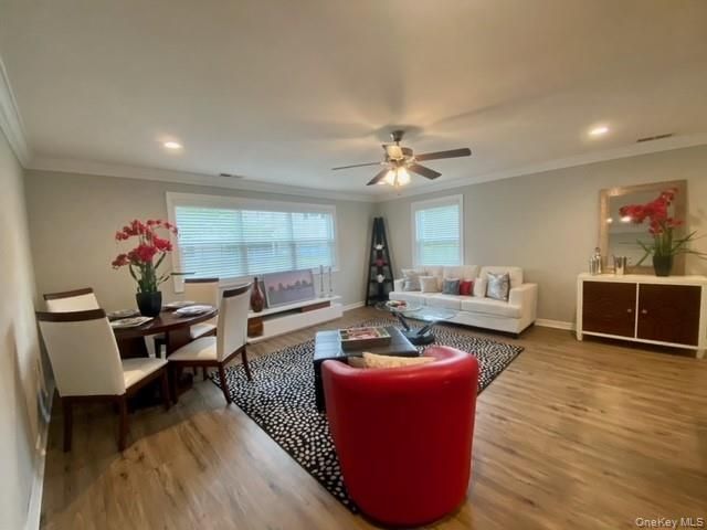 Dining room, Interior, Living room, Recessed Lighting, Wood Texture Flooring