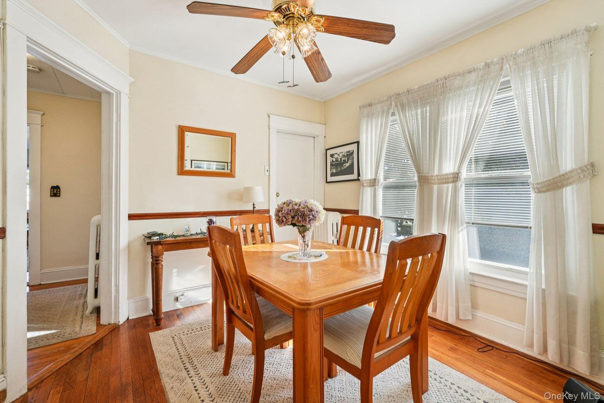 Dining room, Interior, Wood Texture Flooring