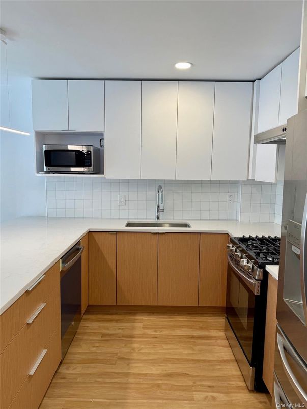 Interior, Kitchen, Recessed Lighting, Stainless Steel Appliances, Wood Texture Flooring