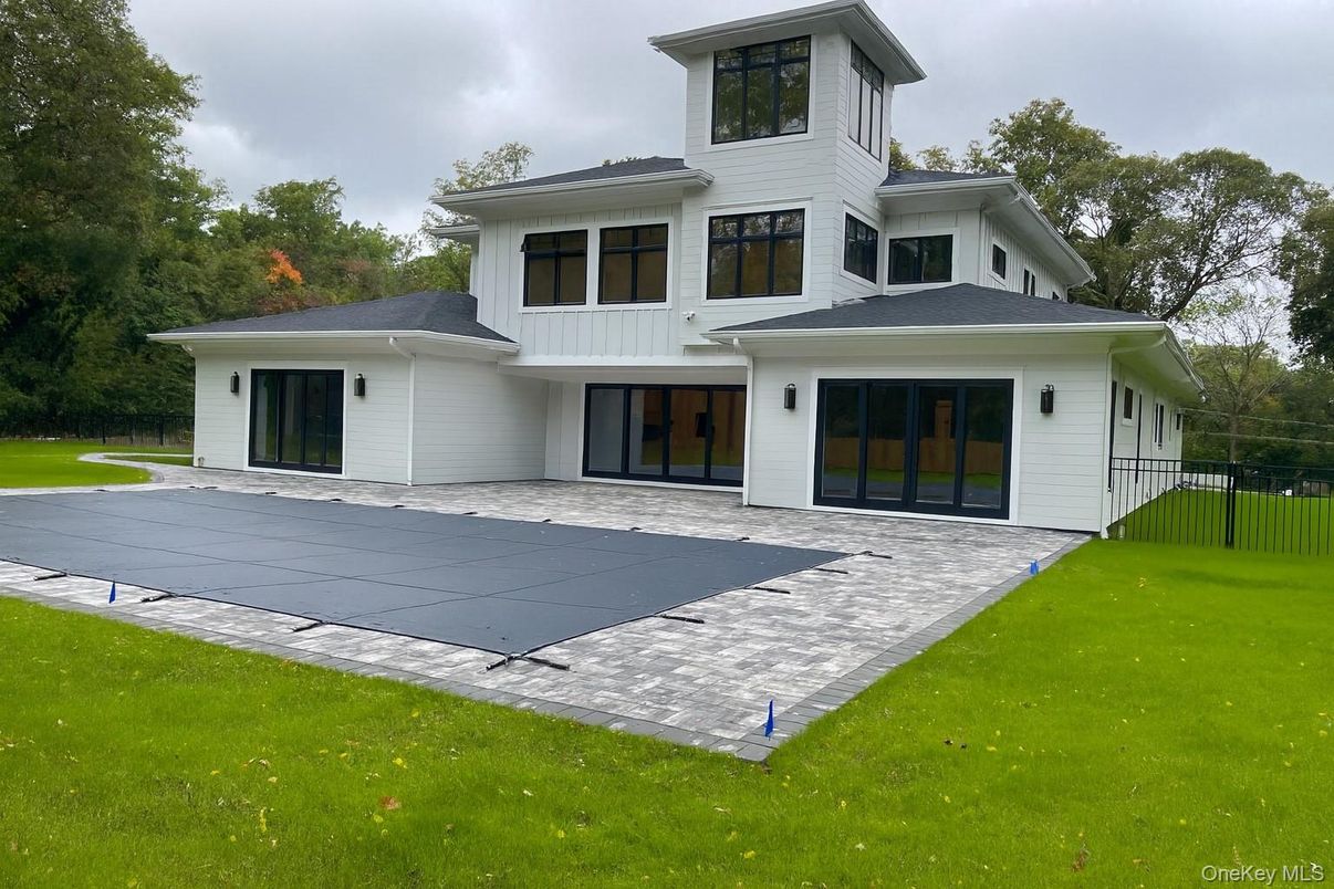 Backyard, Exterior, Facade, Farmhouse