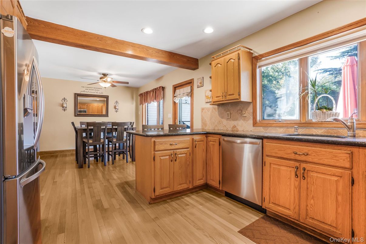 Dining room, Interior, Kitchen, Recessed Lighting, Stainless Steel Appliances, Wooden Beams, Wood Texture Flooring