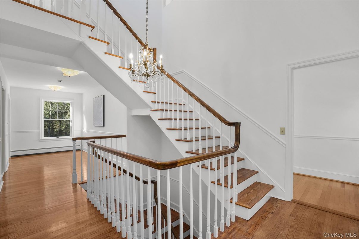 Chandelier, Interior, Wood Texture Flooring