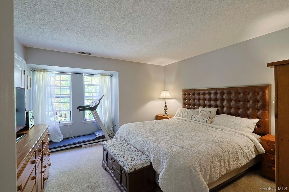 Bedroom, Fitness Equipment, Interior