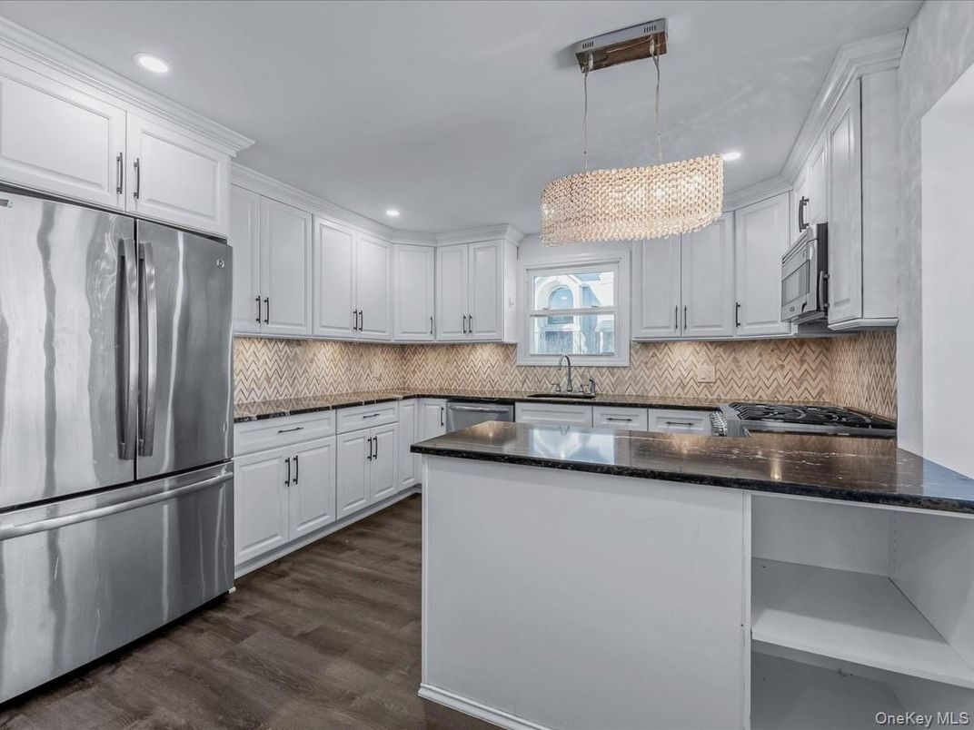 Chandelier, Interior, Kitchen, Recessed Lighting, Stainless Steel Appliances, Wood Texture Flooring