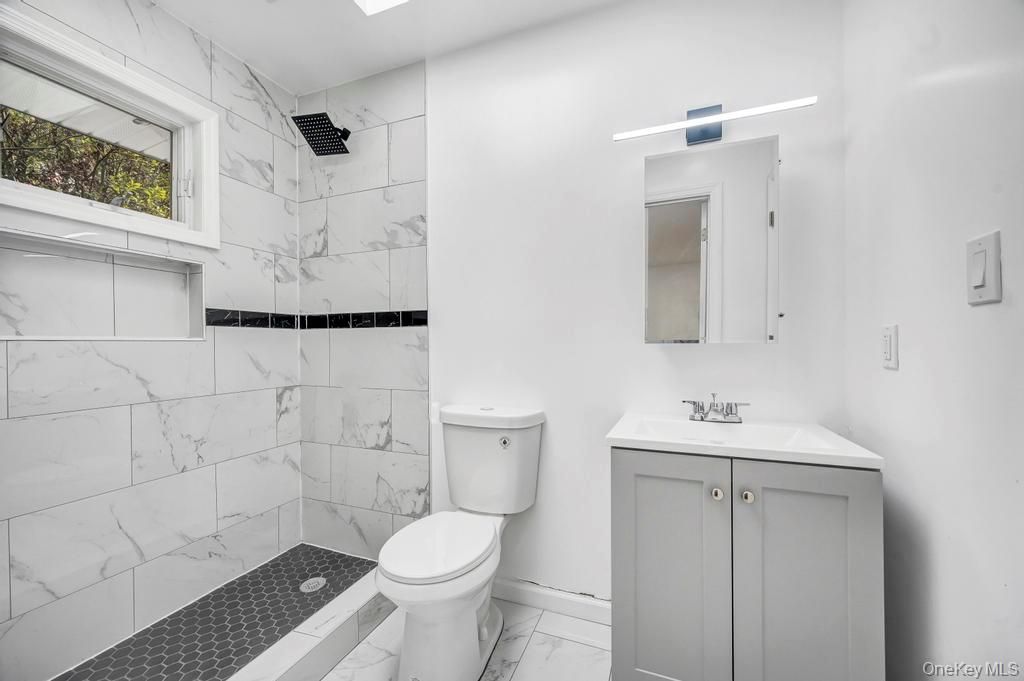 Bathroom, Interior, Marble, Marble Walls