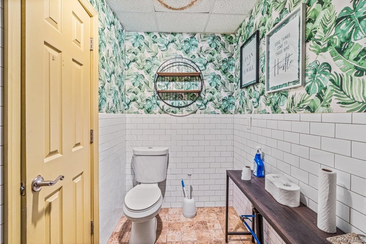 Bathroom, Interior
