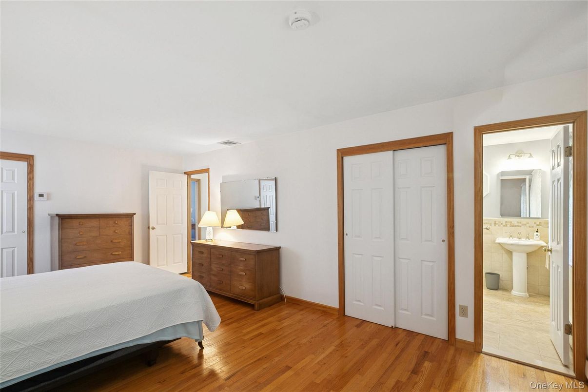 Bathroom, Bedroom, Interior, Wood Texture Flooring