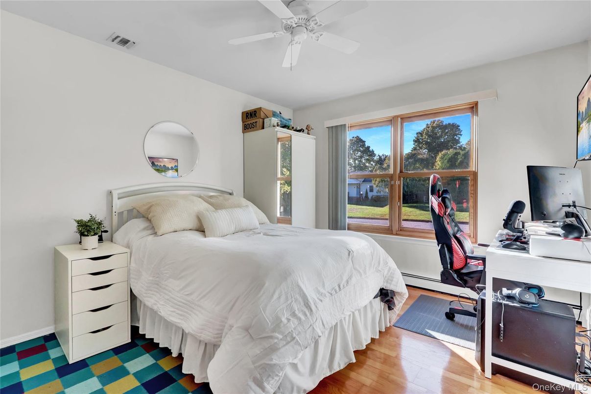 Bedroom, Home Office, Interior, Water, Wood Texture Flooring