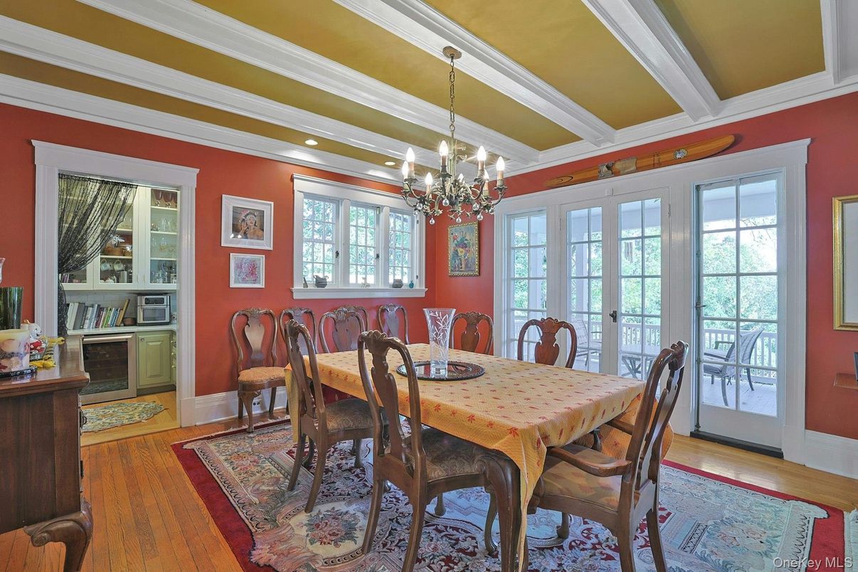 Chandelier, Dining room, Interior, Wood Texture Flooring