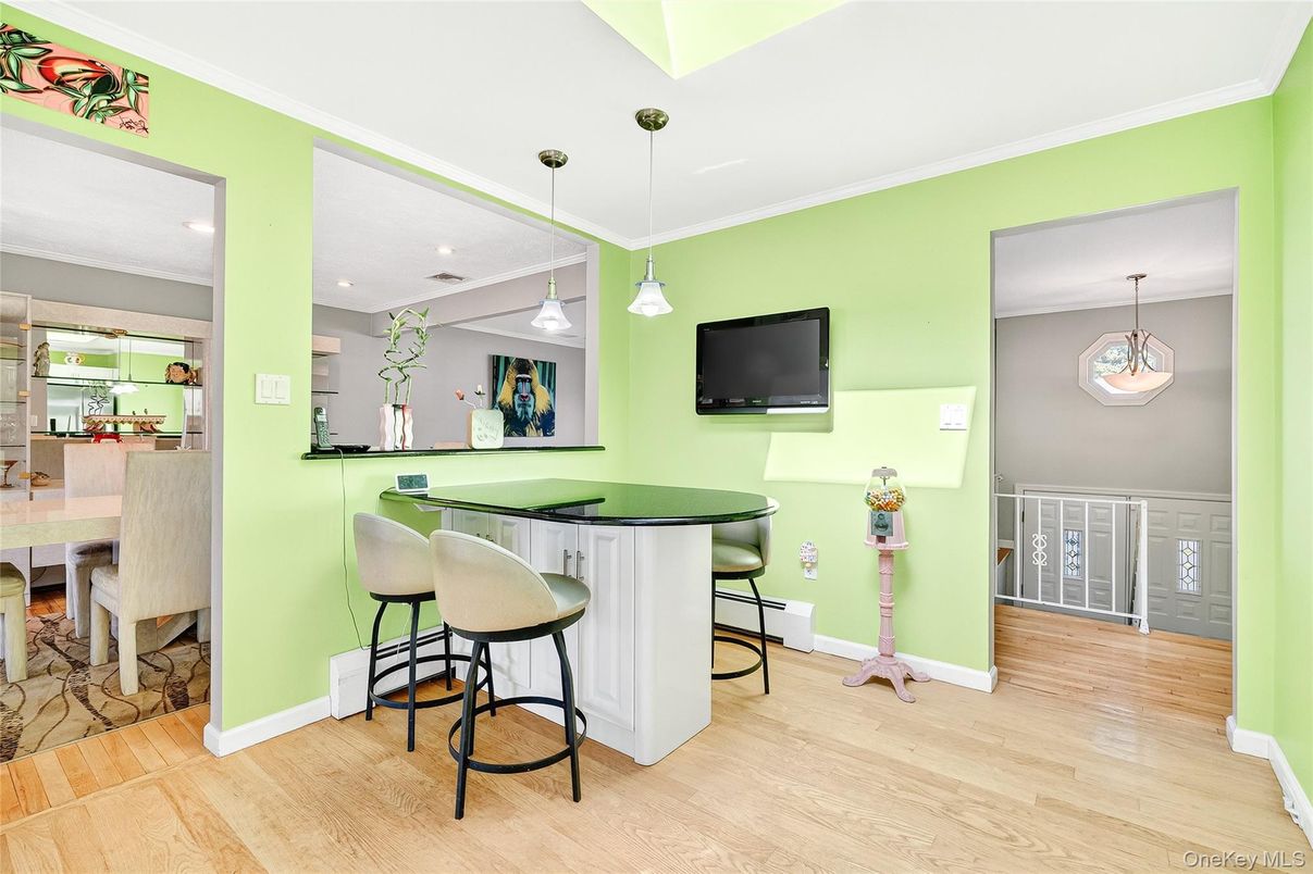 Dining room, Interior, Pendant Lights, Recessed Lighting, Wood Texture Flooring