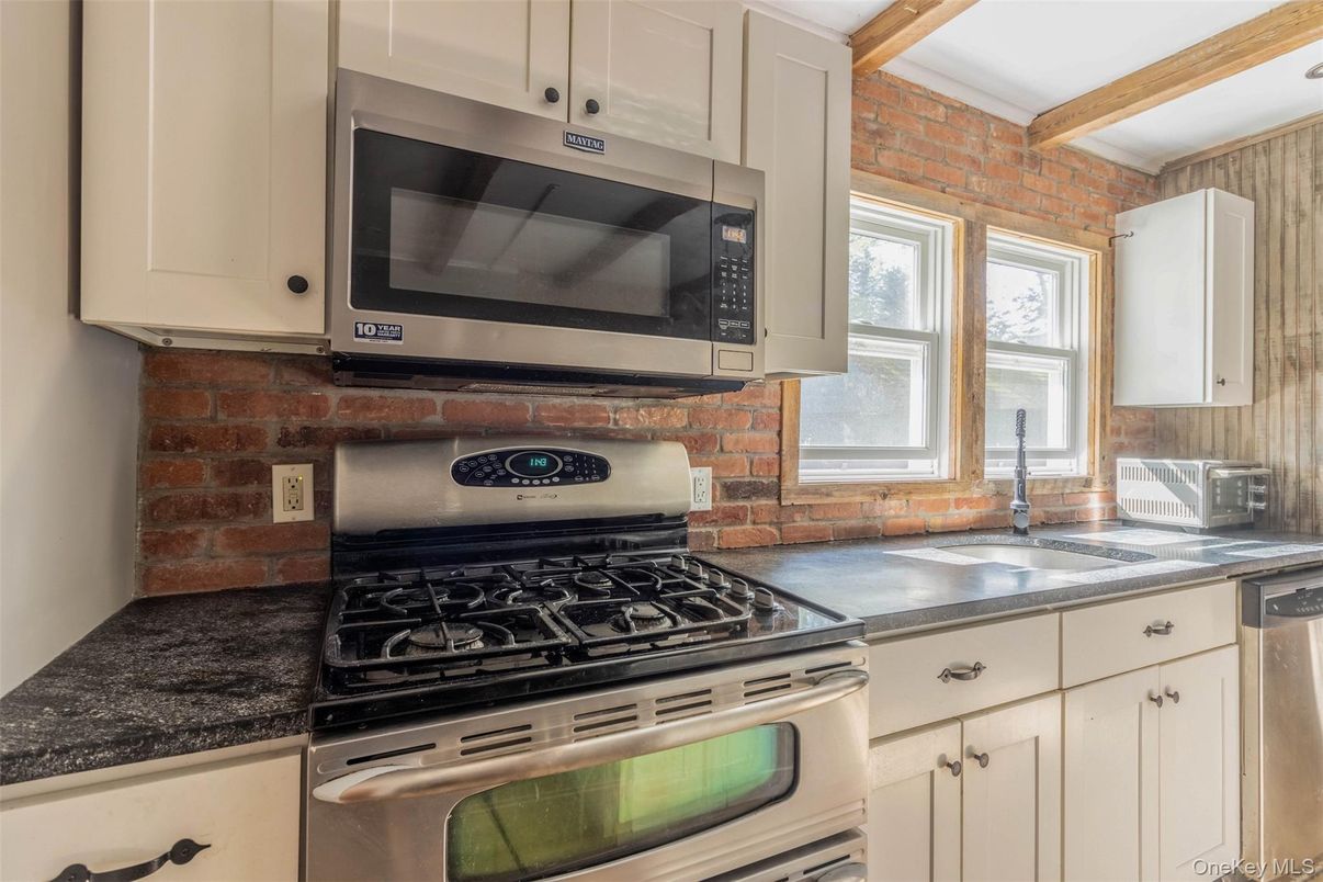 Interior, Kitchen, Stainless Steel Appliances