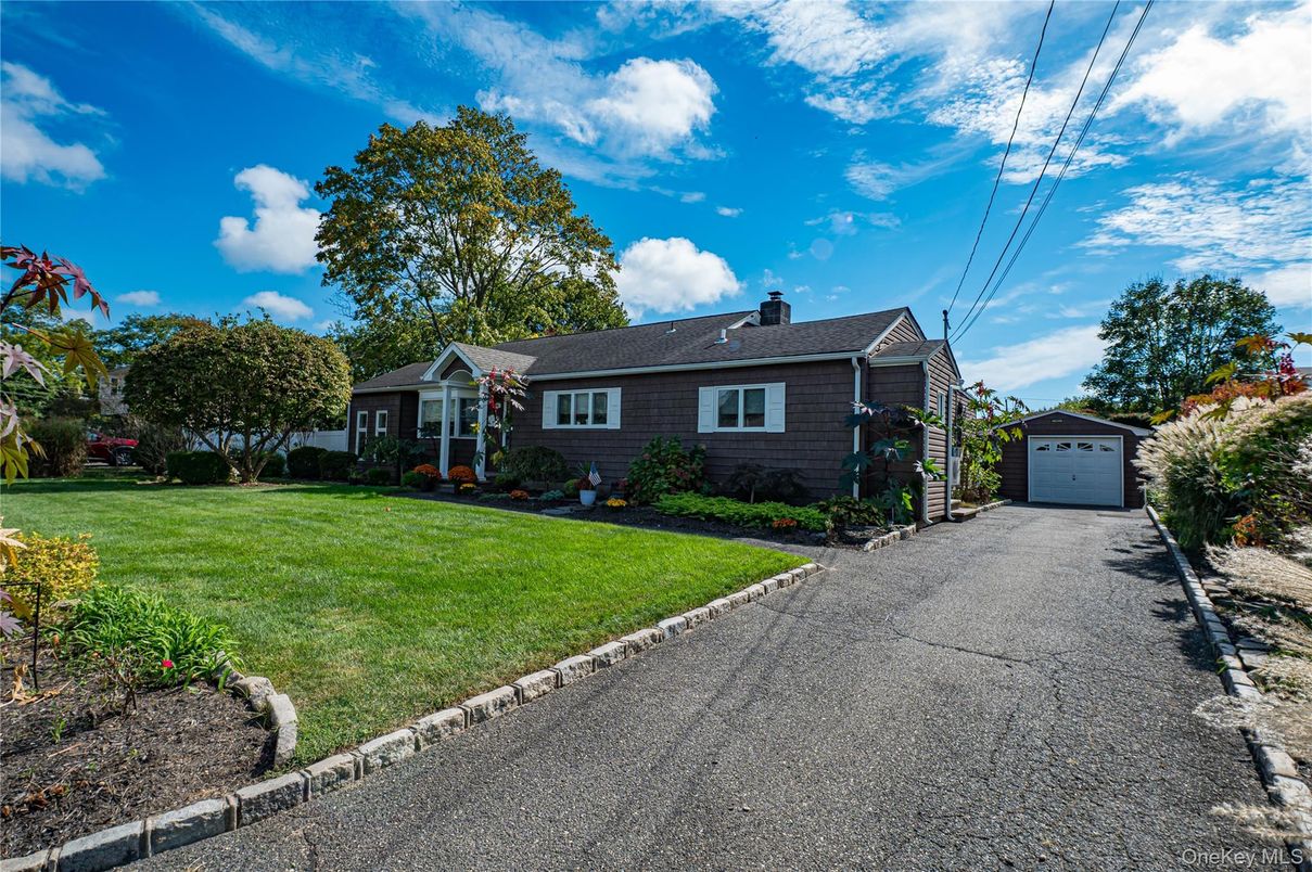 Backyard, Detached Garage, Exterior