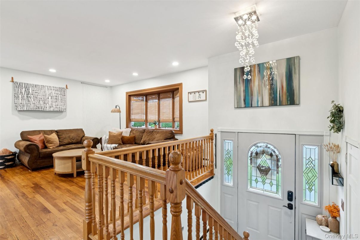 Chandelier, Interior, Living room, Recessed Lighting, Wood Texture Flooring