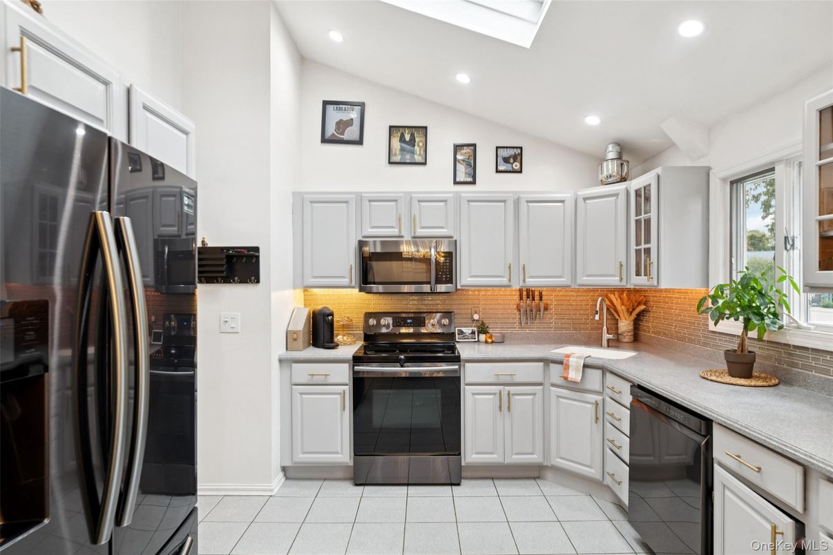 Interior, Kitchen, Recessed Lighting