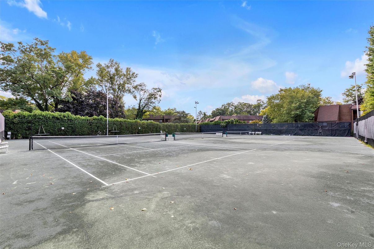 Exterior, Tennis Courts