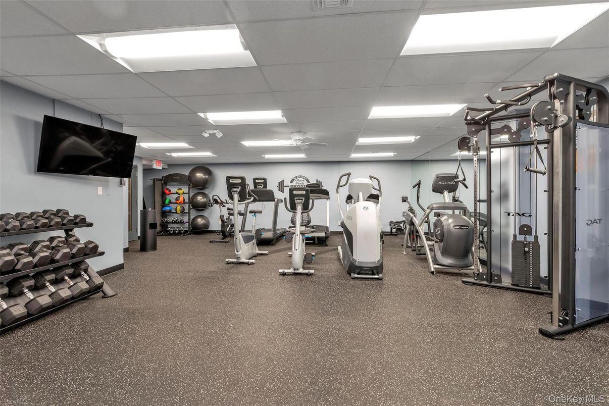 Fitness Equipment, Gym, Interior, Recessed Lighting