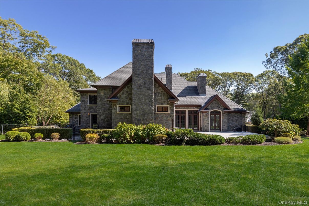 Backyard, Exterior, Facade, French Provincial